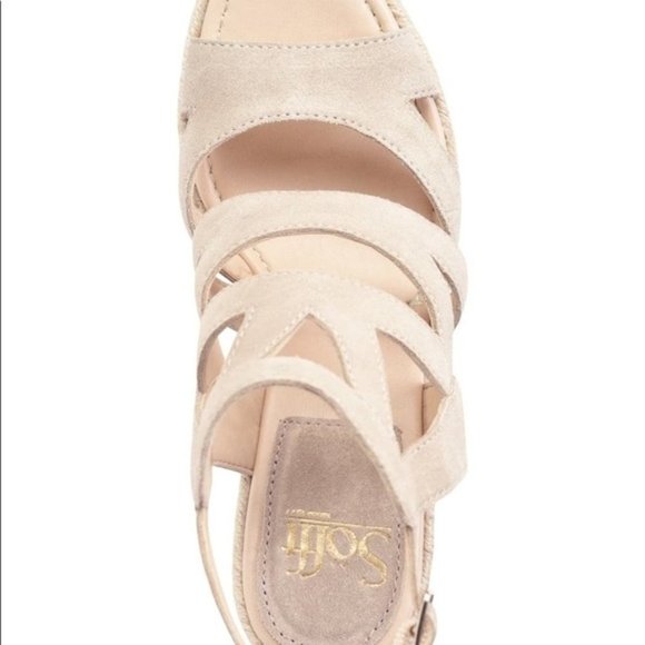 Soffit Grey Sandals -- NWT - Picture 3 of 5